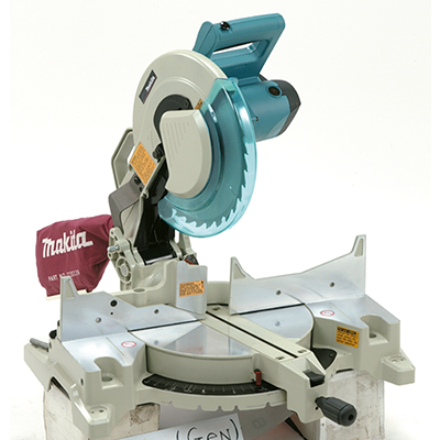 Sierra de Inglete Compuesto 12" LS1221